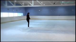 Patinaje sobre hielo 13 Pirueta de dos pies [upl. by Ahtanoj340]