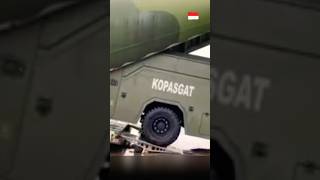 KOMANDO PASUKAN GERAK CEPAT armedforces bravotni military army tni tentara kopasgat denjaka [upl. by Favata]