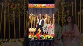 Chal chaiyya chaiyya song dance in a marriage  gufranroomi srk bollywoodsongs chaiyyachaiyya [upl. by Netti584]