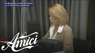 Amici 20  La dura reazione di Anna Pettinelli alle parole di Aka7even [upl. by Deeann]