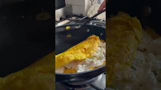 SICILIANI CREATIVI  Frittata farcita di ricotta facile e buona  Ricotta omelette shortsrecipe [upl. by Josey]