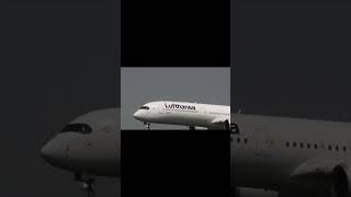 Lufthansa A350 landing at Munich Airport aviation munichairport planespotting europeanaviation [upl. by Spevek449]