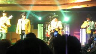 Los Alegres de la sierra y si volviera a nacer en concierto la boom [upl. by Triny]