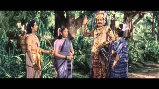 Navarathri Super Scenes  Sivaji Ganesan Savitri  Sun Life [upl. by Roban783]