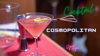 Come preparare un COSMOPOLITAN  Ricetta Cocktail [upl. by Alica]