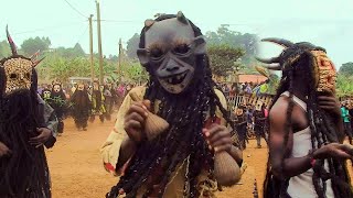 Danse Traditionnelle Mystique et Suprême Kougang chez les Bamiléké de l’Ouest Cameroun Par s19kprod [upl. by Nahsar]