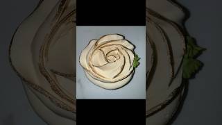 Beautiful Gold tipped Royal icing rose 🌹 [upl. by Eran]