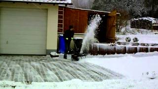 CanadianaMurray Snowblower First Winterstart [upl. by Anivahs]