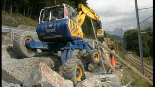 Menzi Muck A91 mit Universalgreifer  Universal grab [upl. by Derman582]