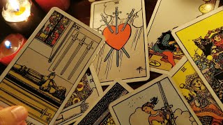 Das denkt er über eure aktuelle Situation  Tarot Kartenlegung [upl. by Ahselak]