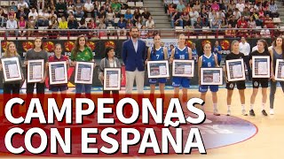 Bonito homenaje de la FEB a las chicas campeonas con España  Diario AS [upl. by Onilegna459]