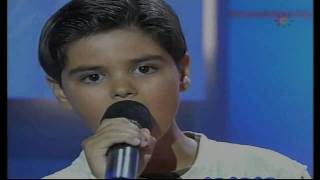 Abraham Mateo 9 años canta ante Shaila Dúrcal  COMO TU MUJER  Rocío Dúrcal [upl. by Tlihcox806]