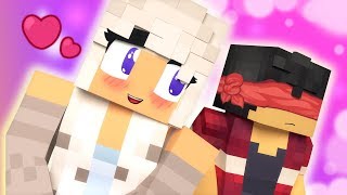 Will Aaron Notice Me  Phoenix Drop High Graduation Days  Ep3 Minecraft Roleplay [upl. by Forlini]