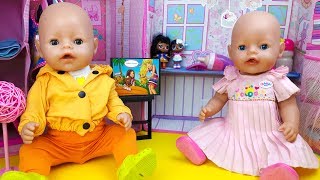 Куклы Беби Бон Playing baby dolls  day off in Baby Annabel amp Baby Born dollhouse [upl. by Gael998]