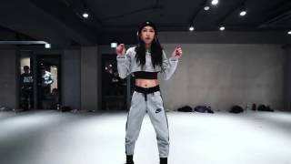 Mina Myoung  1 Million Dance Studio  Beyonce  Upgrade U ft Jay  Z [upl. by Akinajnat257]