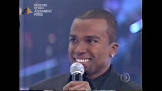 Alexandre Pires Anuncia sua Saída do SPC  Domingão do Faustão 2002 [upl. by Anilahs]