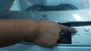 How to use Electrolux Cyclonic Part 1 [upl. by Ennaira]