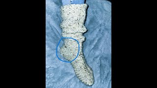 Loom Knit Sock Heel  Wrap amp Turn Tutorial loomknitting yarn socks heel bulky lionbrandyarn [upl. by Kerrie913]