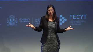 “¿Y tú ¿Cómo ves los colores” por María del Carmen García Domene Semifinal Famelab España 2019 [upl. by Honorine]