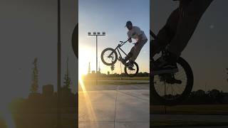 İnce demirin üstüne çıktım bmx [upl. by Trista]