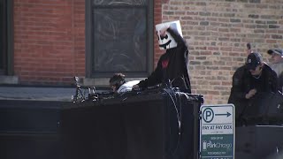 Marshmello performs surprise concert at The Wieners Circle [upl. by Tirza]