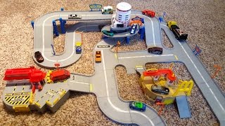 Hot Wheels World Americas Highway Playset  Unboxing and Demonstration [upl. by Noerb]