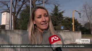 IL RITORNO DEI NO VAX IMBRATTATA LA PRIMARIA TONIOLO LA DIRIGENTE «E SFREGIO»  15012024 [upl. by Notsae603]