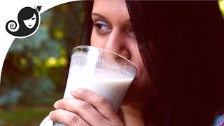 Howto Make Homemade Oat Milk Recipe  Quick amp Easy [upl. by Odom]