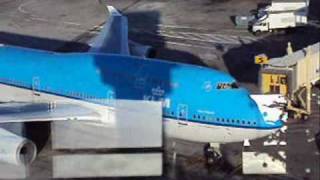 KLM785  Landing at Hato Airport [upl. by Laks]