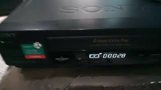 Videocasetera Sony VHS SLVL47 Trilogic Funcionando al 100 [upl. by Theresina255]