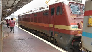 Kadapa Visakhapatnam Tirumala Express Arriving at Visakhapatnam Jn PF 5 [upl. by Luba]