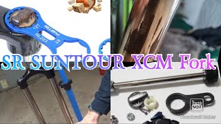 SR SUNTORUR XCM FORK Service at home [upl. by Trebmer]