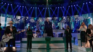 Kelly Clarkson  Santa Cant You Hear Me Live from The Voice Finale [upl. by Desai668]