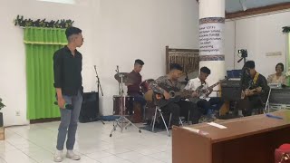 Mengejar HadirMu  Sidney Mohede Cover By Holikos [upl. by Mosnar]