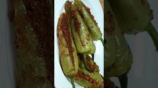 Besan ki bharwa mirch😍 bharwashimlamirch food shortsviral food cooking viral [upl. by Weksler]