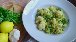 Pasta mit Petersilienpesto und geröstetem Blumenkohl cooking pasta blumenkohl vegetarisch [upl. by Aldric394]