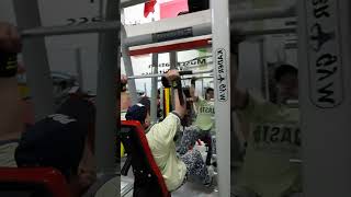 تمارين الاكتاف الاماميه gym shorts viralvideo [upl. by Dysart]