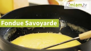 La Meilleure Recette de Fondue Savoyarde  FROMAGE [upl. by Aicac431]