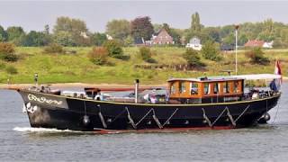 Klipper stijl Varend Woonschip 2200 met CBB [upl. by Ahsemad]