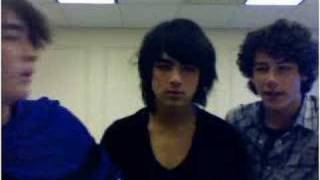 Jonas Brothers live chat Joe why are you so cute [upl. by Pugh]