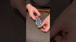 Vacheron Constantin Overseas Blue Dial Chronograph Steel Mens Watch 5500V Review  SwissWatchExpo [upl. by Bo55]