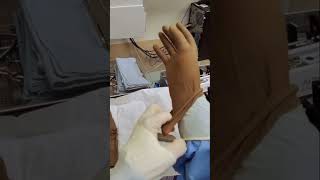 How does a surgeon put on gloves Interesting 🤨 [upl. by Chandra]