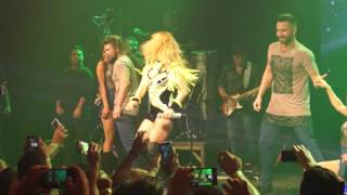 ME TELEFONA  Joelma em BH 03122016 [upl. by Aitercul921]