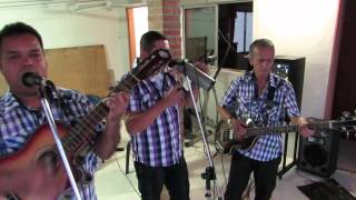 CUMBIA SONSA  GRUPO VARIEDADES [upl. by Noslen]