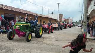 así se vivió el desfile de inauguración de la feria de la pera ucareo 2024 [upl. by Harwill]