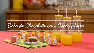 Receita  Bolo de Chocolate com Coco Gelado [upl. by Crystal]