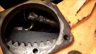 How to check JCB micro digger 360 degree slew gear teeth [upl. by Moreen311]