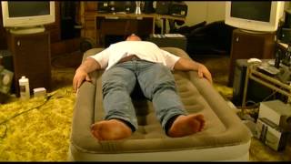 EtekCity Twin Size Air Mattress With BuiltIn Pump Review [upl. by Artiek]