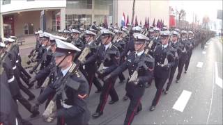 350 jaar Korps Mariniers Rotterdam opstelling amp start Defilé [upl. by Gonagle219]