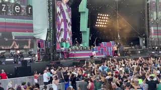 WEEZER  BUDDY HOLLY Closes Their Hella Mega Set on a High in Jacksonville Florida on July 31 2021 [upl. by Nuriel]